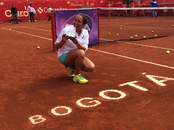Irina Falconi celebrates her first WTA singles title at the Claro Open Colsanitas in Bogota/Claro Open Colsanitas