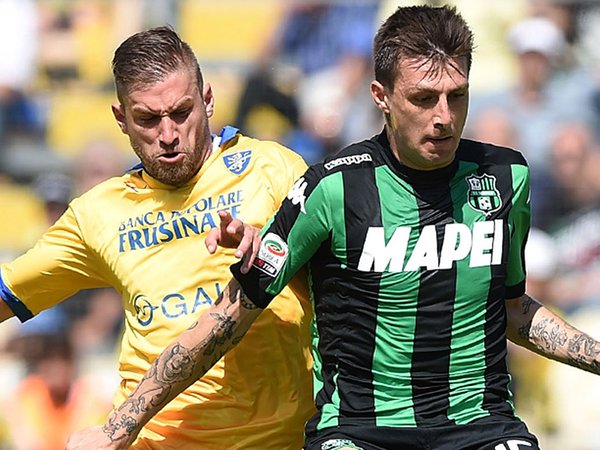 Acerbi e Dionisi durante il match. Fonte: LaPresse.