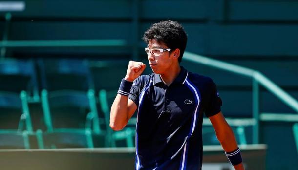 Hyeon Chung celebrates during his victory on Monday. Photo: US Men's Clay Court Championship