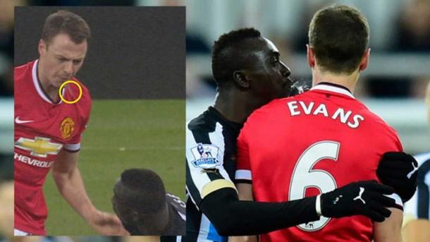 Cisse and Evans involved in spitting incident (Photo: skysports.com)