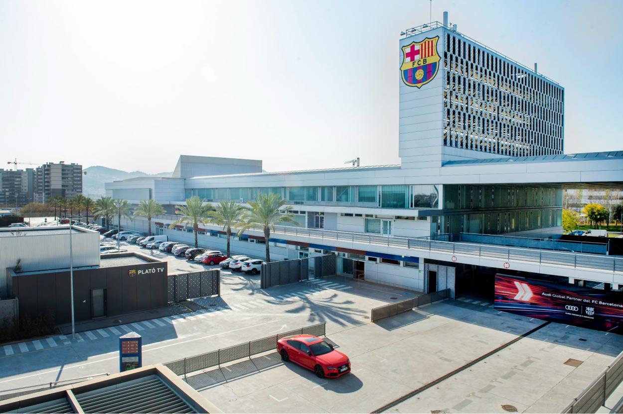 <strong><a data-cke-saved-href='https://www.vavel.com/es/futbol/2022/01/28/fc-barcelona/1099831-sergi-barjuan-el-partido-es-especial-pero-al-final-son-tres-puntos-mas.html' href='https://www.vavel.com/es/futbol/2022/01/28/fc-barcelona/1099831-sergi-barjuan-el-partido-es-especial-pero-al-final-son-tres-puntos-mas.html'>Ciutat Esportiva</a></strong> Joan Gamper | FC Barcelona