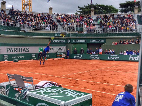 Kyrgios' serve was too powerful for Cecchinato to breach. (Photo: Roland Garros)