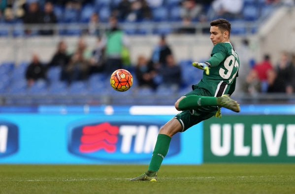 Meret con la maglia dell'Udinese. Fonte: http://www.contra-ataque.it