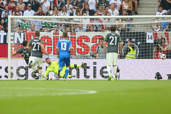 Gomez gave Germany the lead but Slovakia gradually grew into the game (photo: DFB/Twitter)