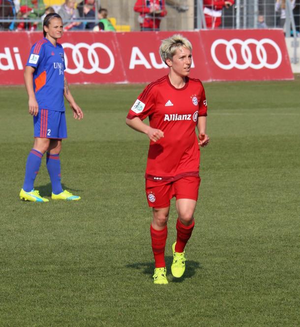 The defender also spent 2016 with German champions Bayern Munich |Source: fcbayern.com