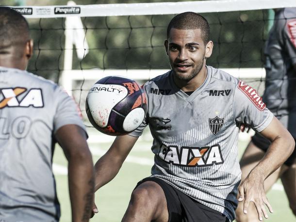 Clayton voltará a treinar na Cidade do Galo (Foto: Bruno Cantini/Atlético-MG)