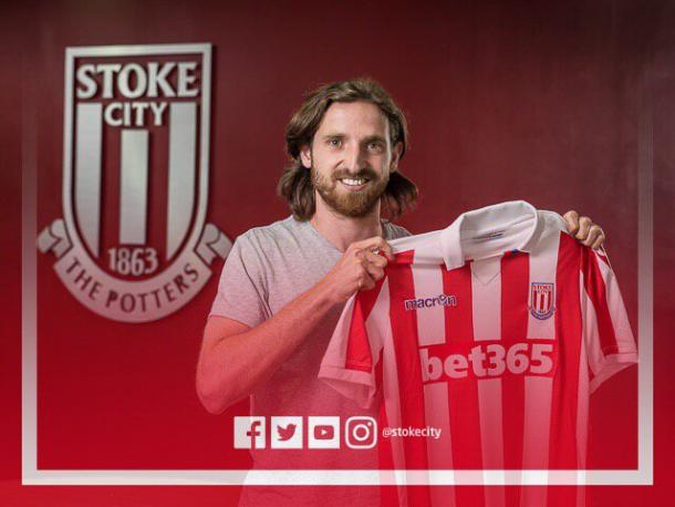 Above: Joe Allen been unveiled as a Stoke City player | Photo: Twitter 