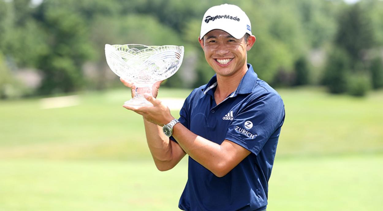 Collin Morikawa sujetando un trofeo. FUENTE: PGA Tour