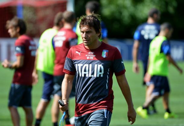 Antonio Conte al lavoro sul campo, repubblica.it