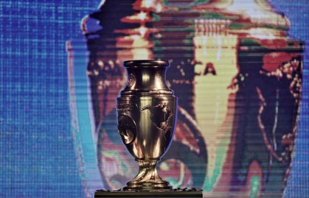 The coveted Copa America Centenario trophy that 16 countries are trying to win | Guillermo Legaria - AFP/Getty Images