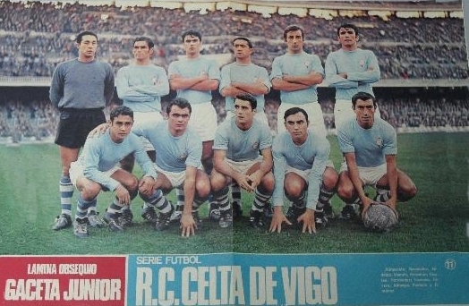 Costas, segundo por la derecha en la fila superior, en un Celta de la temporada 1969/70 (Foto: futboldesiempreydehoy.blogspot.com)