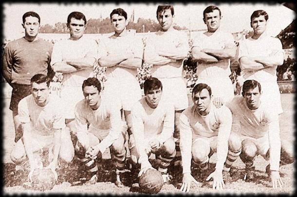 Costas, tercero por la derecha en la fila superior, en un Celta de la temporada 1968/69 (Foto: el-area.com)