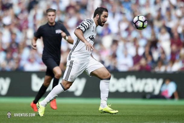 Higuain al debutto contro il West Ham | Foto: juventus.com