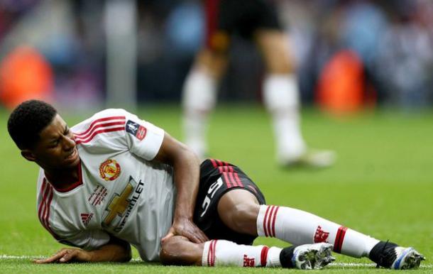 Rashford went off injured against Crystal Palace at Wembley |