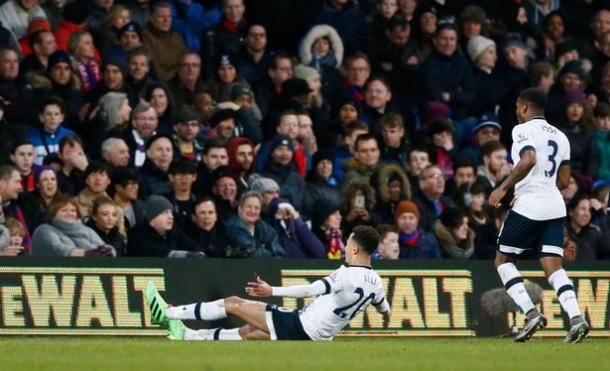 Alli celebrates scoring against Palace at Selhurst Park | Photo: Getty