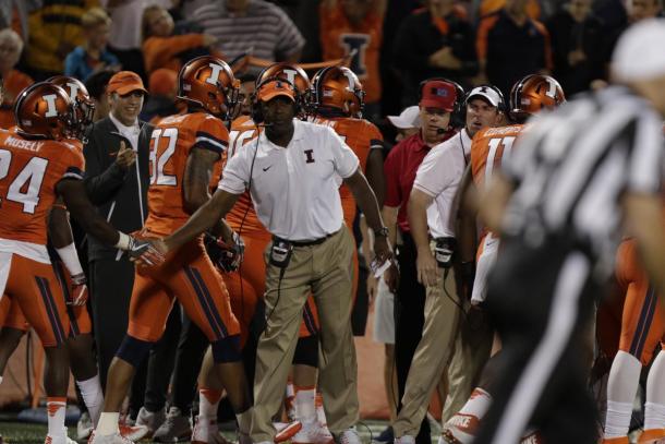 Lovie Smith working the sidelines in his second game as the head coach of the Fighting Illini-Univeristy of Illinois 