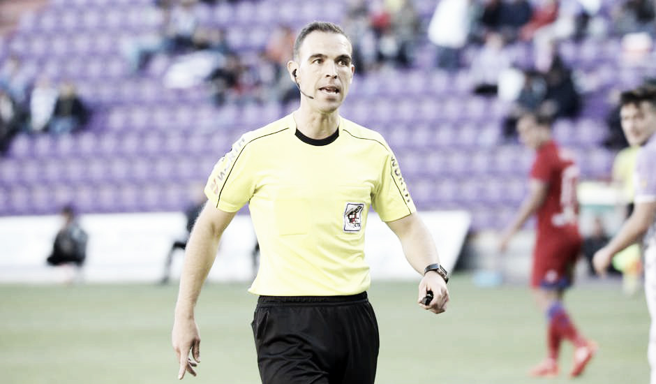 Cuadra Fernández pitará el Barça-Betis | Foto: vavel.com