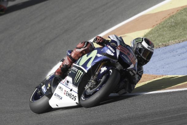 Paso por curva de Jorge Lorenzo en Valencia | Foto: Movistar Yamaha MotoGP