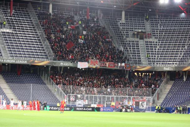 1500 aficionados apoyaron al equipo francés en Austria. Foto: @ogcnice