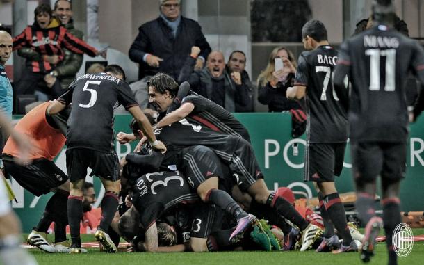 L'esultanza dei giocatori del Milan al gol di Locatelli - acmilan.com