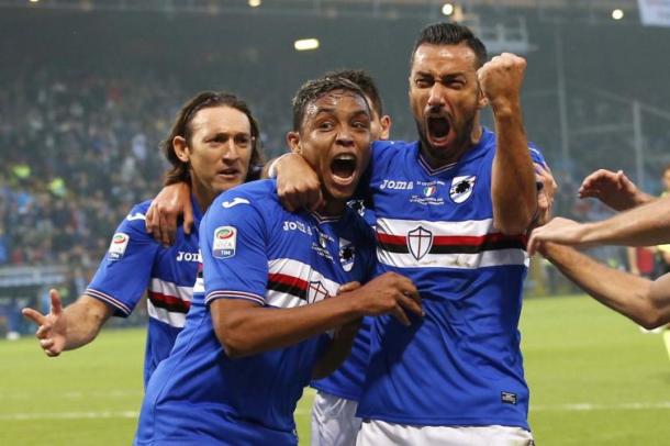 Quagliarella, Muriel e Barreto ad esultare sotto la curva. | Fonte: twitter.com/NotizieCalcio24