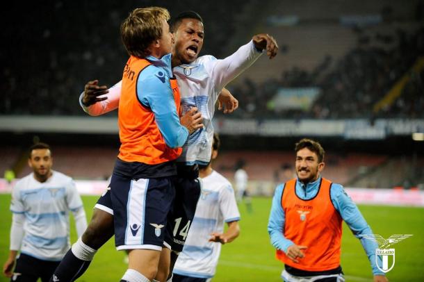 Keita Baldé celebra con sus compañeros el gol del empate | Foto: SS Lazio