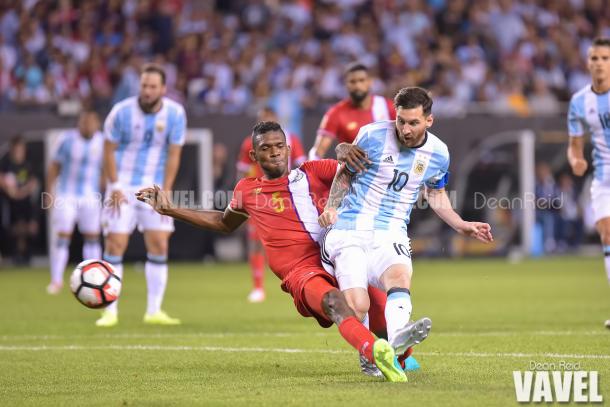 Argentina's Lionel Messi (Right) scoring one of his three gaols against Panama. Photo provided by VAVEL USA, 