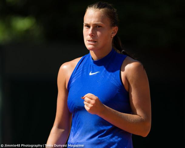 Aryna Sabalenka celebrates winning a point during the qualifying rounds of the French Open | Photo: Jimmie48 Tennis Photography