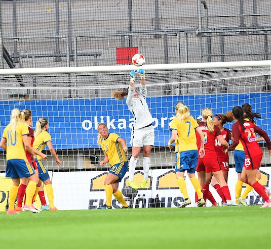 Alyssa Naeher had a standout game for the US in goal | Source: ussoccer.com