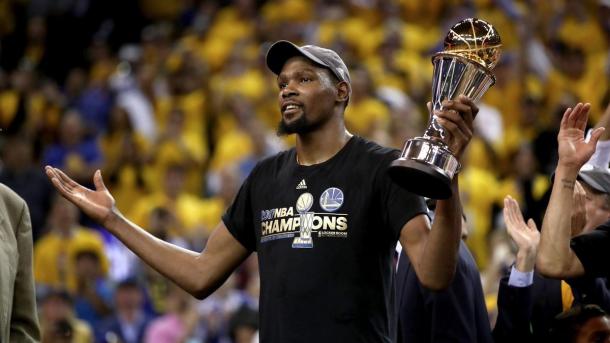 Kevin Durant fez 39 pontos e foi eleito o MVP das finais (Foto: Divulgação/NBA)