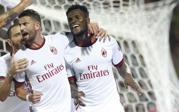 Jugadores milanistas celebran un gol | Foto: AC Milan
