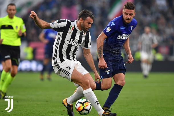Barzagli controla el esférico | Foto: Juventus