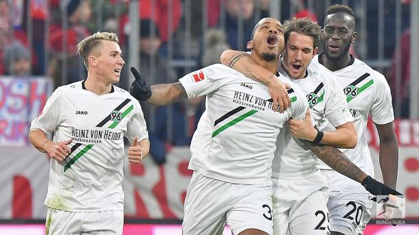 Benschop esulta per l1-1 | Twitter Bundesliga