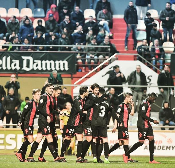 Los jugadores del Reus celebrando el gol de Lekic | Foto: CF Reus