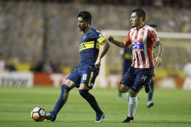 Pablo Pérez en acción, de gran partido | Foto: Boca Jrs.