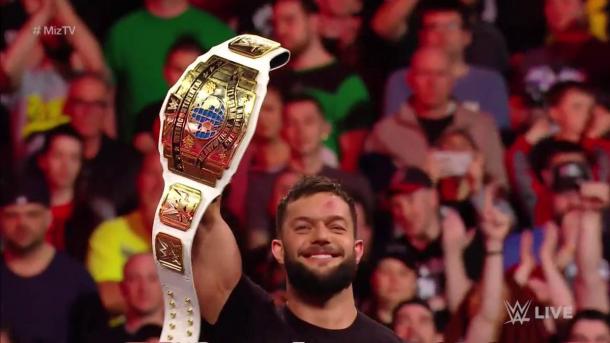 Bálor sostiene el título en Raw. | Foto: WWE