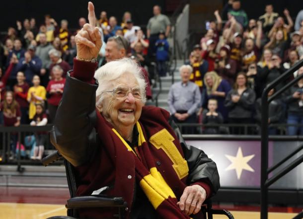 Fonte: Loyola-Chicago Twitter