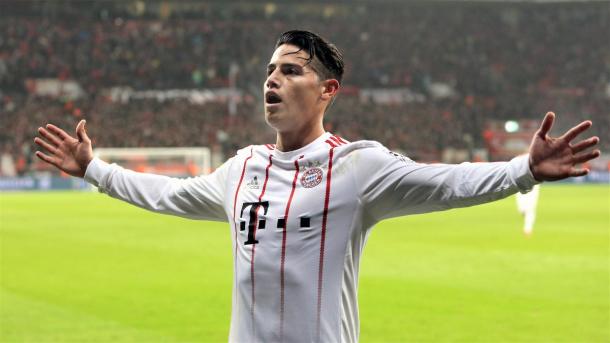 James Rodríguez anotó en el último juego entre ambas escuadras | Foto: @FCBayern