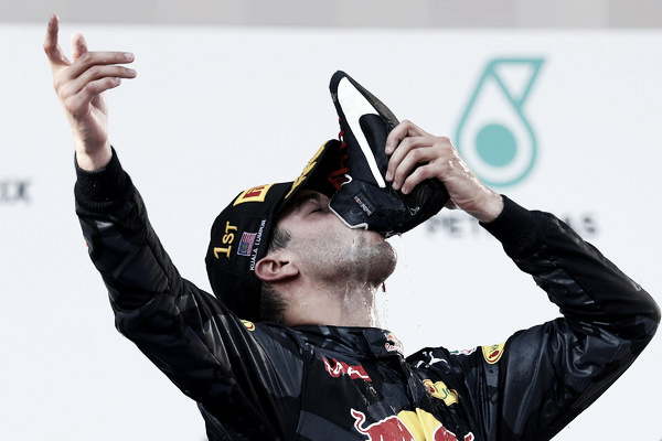 Daniel Ricciardo y su shoey en Malasia | Fuente: Getty Images