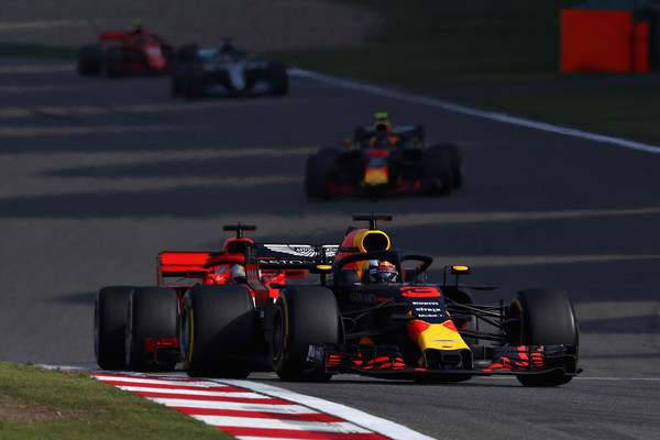 Ricciardo tras adelantar a Vettel. Fuente: Getty Images