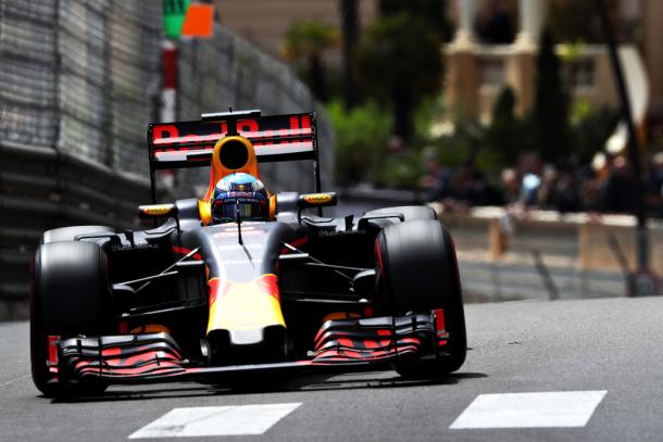 Una parada mal preparada condenó la victoria de Daniel Ricciardo | Fuente: Getty Images