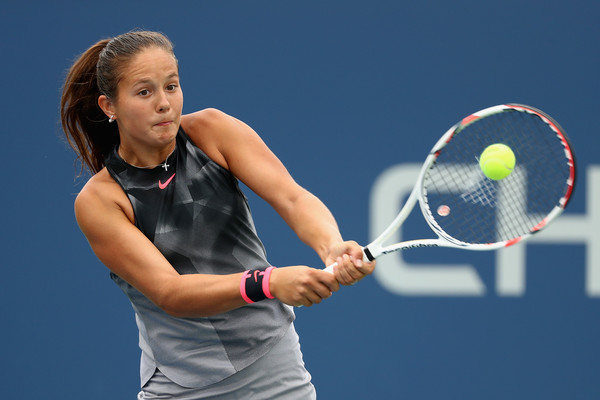 Daria Kasatkina hits a backhand during her third-round match against Jelena Ostapenko at the 2017 U.S. Open. | Photo: Al Bello/Getty Images