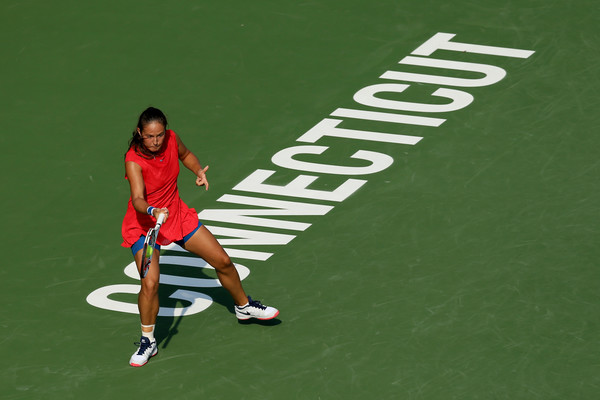 Daria Kasatkina in action at the Connecticut Open | Photo: Maddie Meyer/Getty Images North America