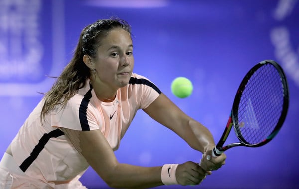 Kasatkina displayed her fantastic never-say-die attitude during the match | Photo: Francois Nel/Getty Images Europe