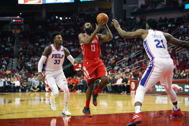 Los Rockets están sobreviviendo a la baja de Chris Paul. | Fotografía: Darren Carroll / NBAE via Getty Images