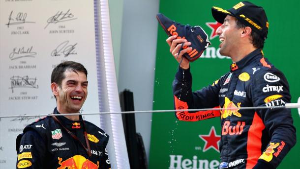 Foto: @redbullracing