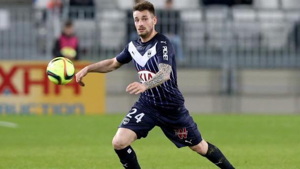 Debuchy in Bordeaux colours. (Source: Eurosport)