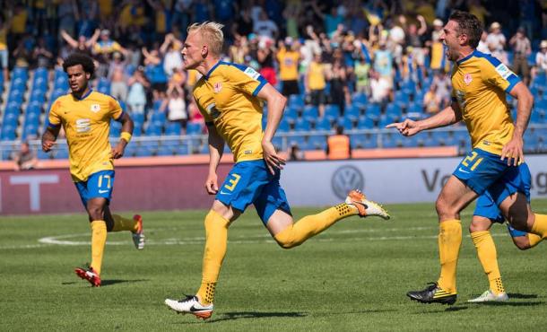 Decarli celebrates his goal. | Image credit: RP