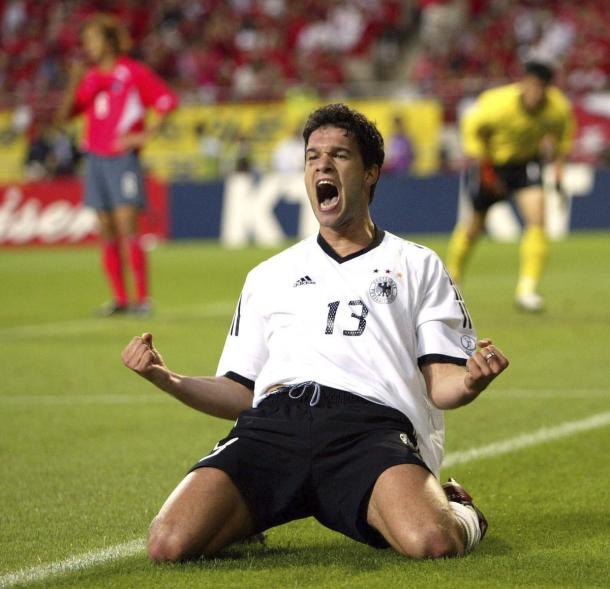Michael Ballack, anotó los últimos dos goles alemanes ante Corea del Sur | Foto: @DFB_Team_ES
