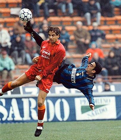 La magia di Youri Djorkaeff. | Foto: fcinter1908.it